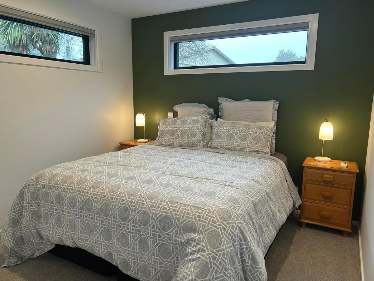 Escape - Modern 2 Bedroom House Holiday home *