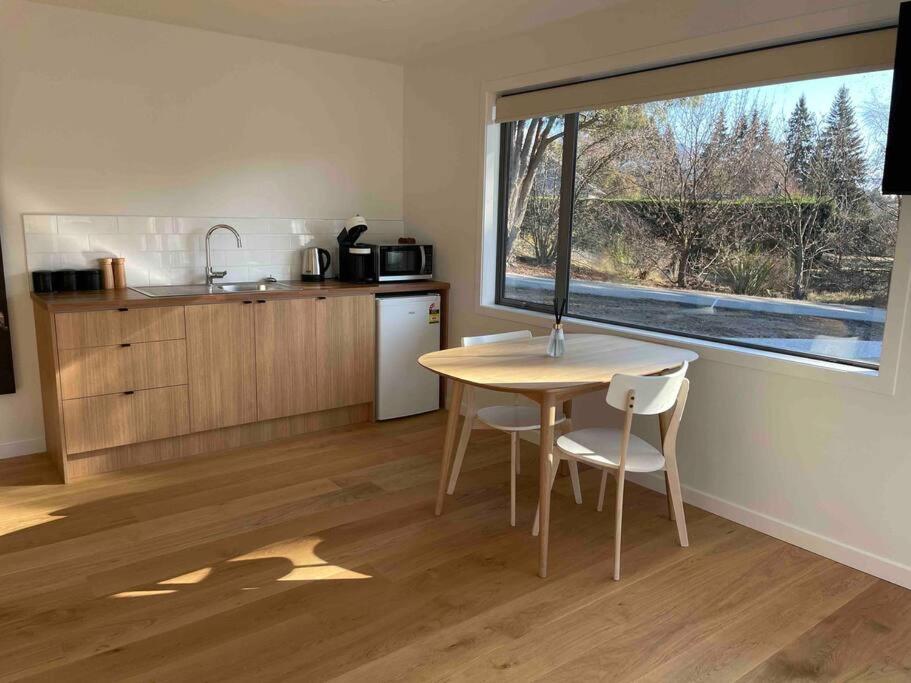 Sunny Brand New Studio Holiday home