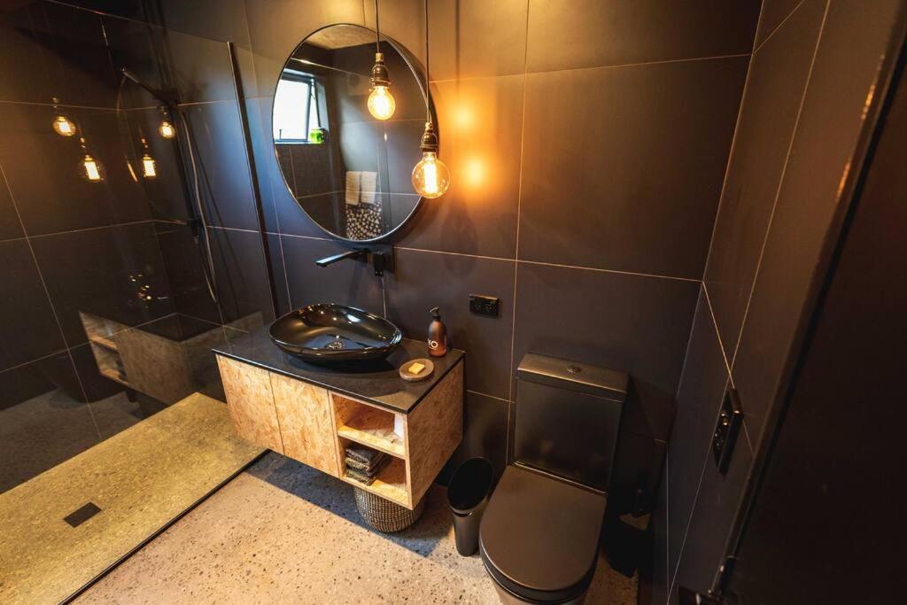 Holiday home Stylish Tranquil & Private 2 X Bikes Wanaka
