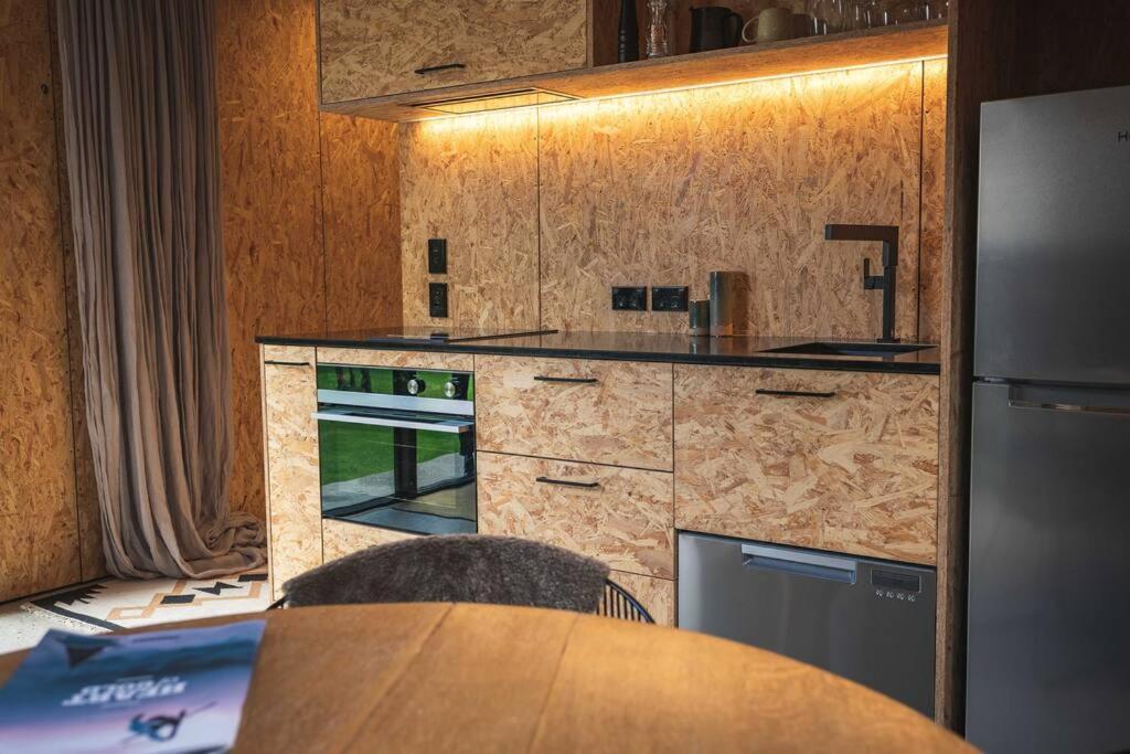 Stylish Tranquil & Private 2 X Bikes Wanaka