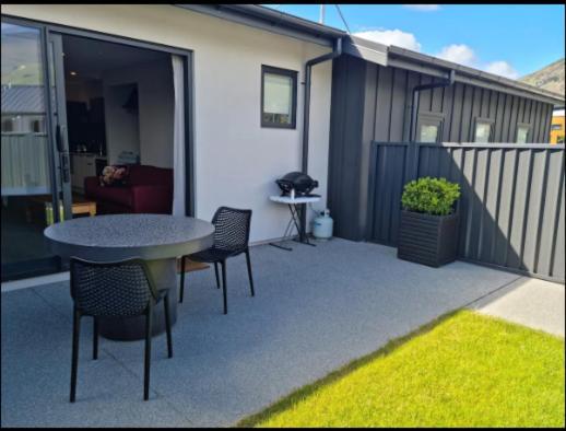 On Sapphire Guest house Wanaka