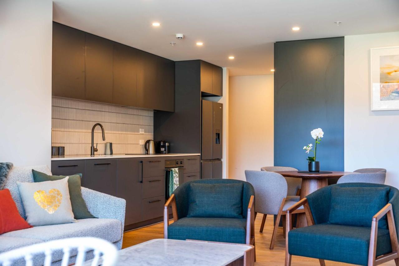 Majestic Mountain-view Retreat Apartment Wanaka