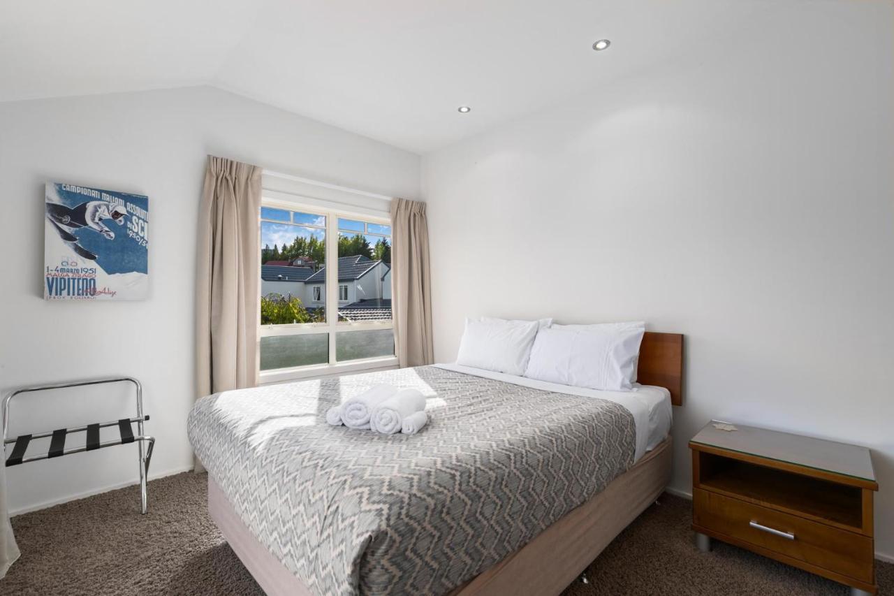 Clearwater Court Apartment *