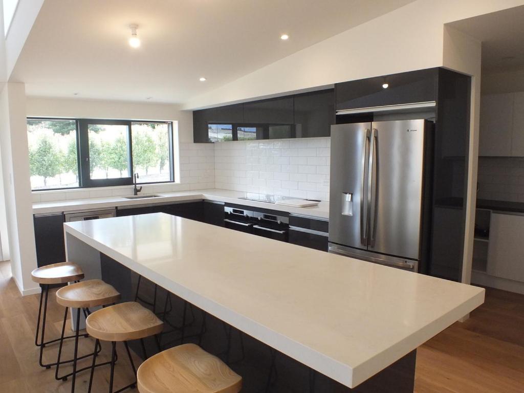 With Mountain Views Holiday home Wanaka