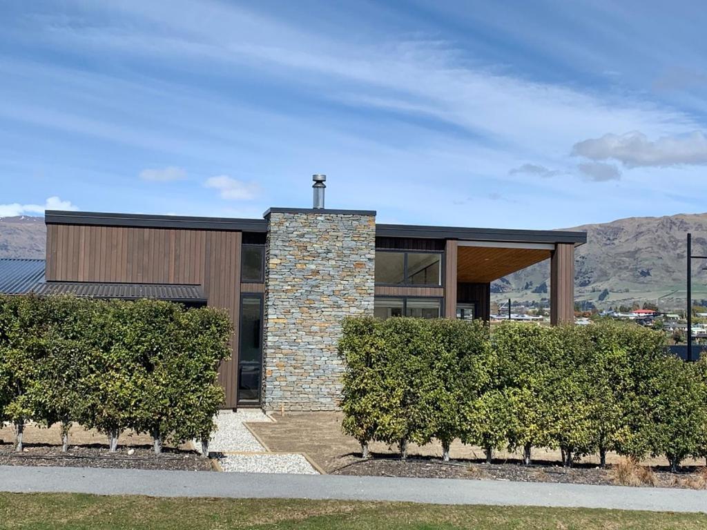 Holiday home With Mountain Views
