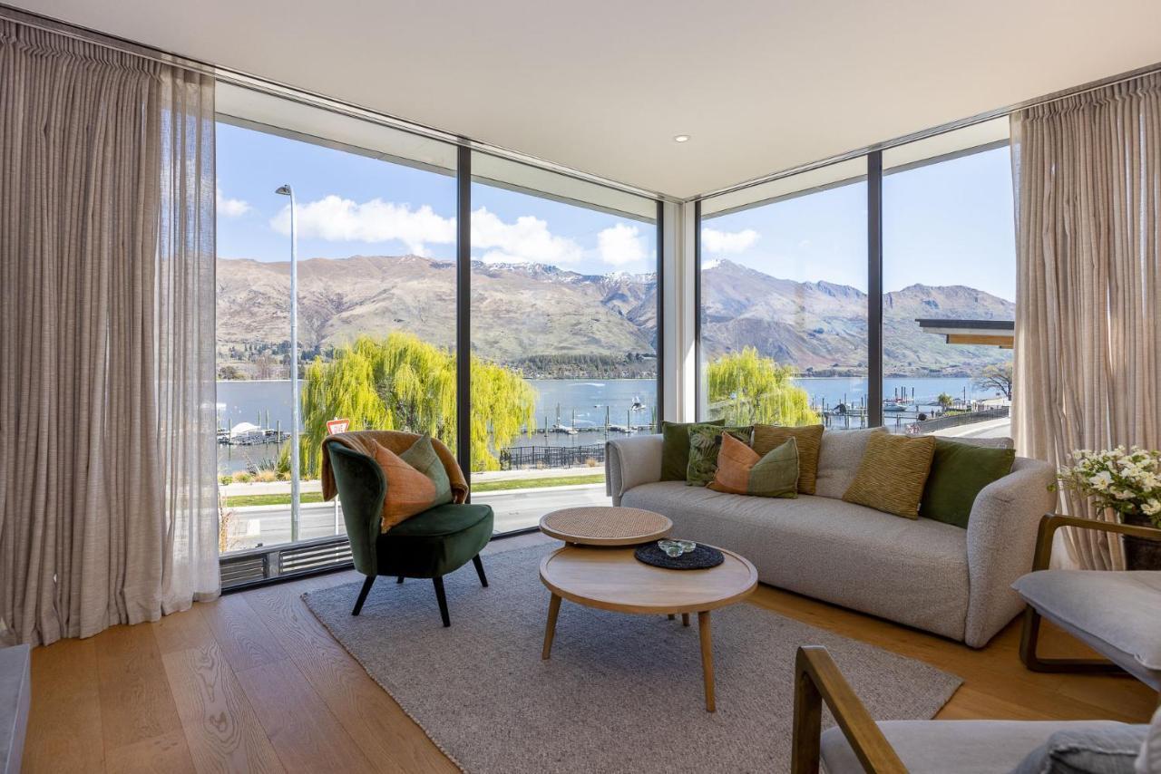 Marina Views - Luxury Apartment *