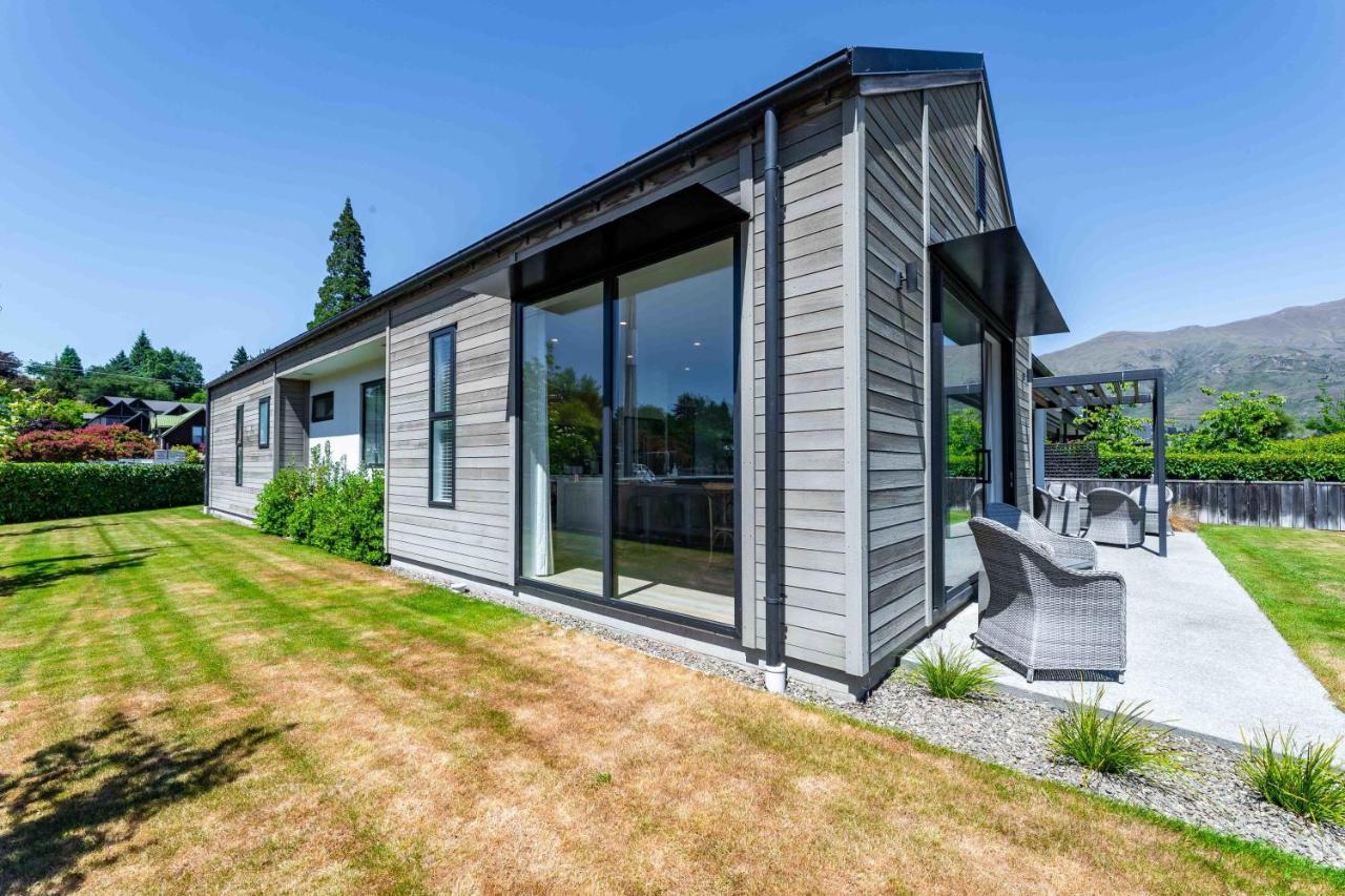 Serenity Haven: Retreat With Panoramic Views Holiday home *