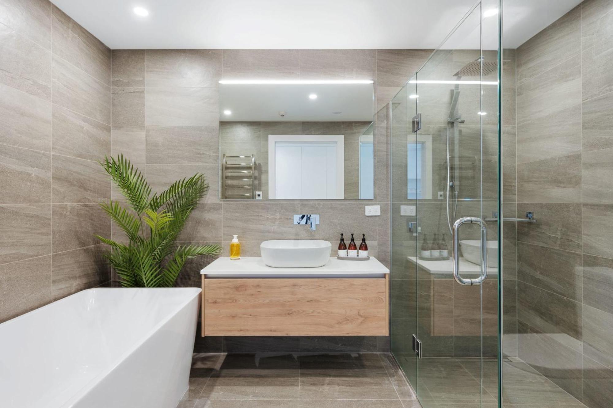 Lakeside Luxury Wanaka