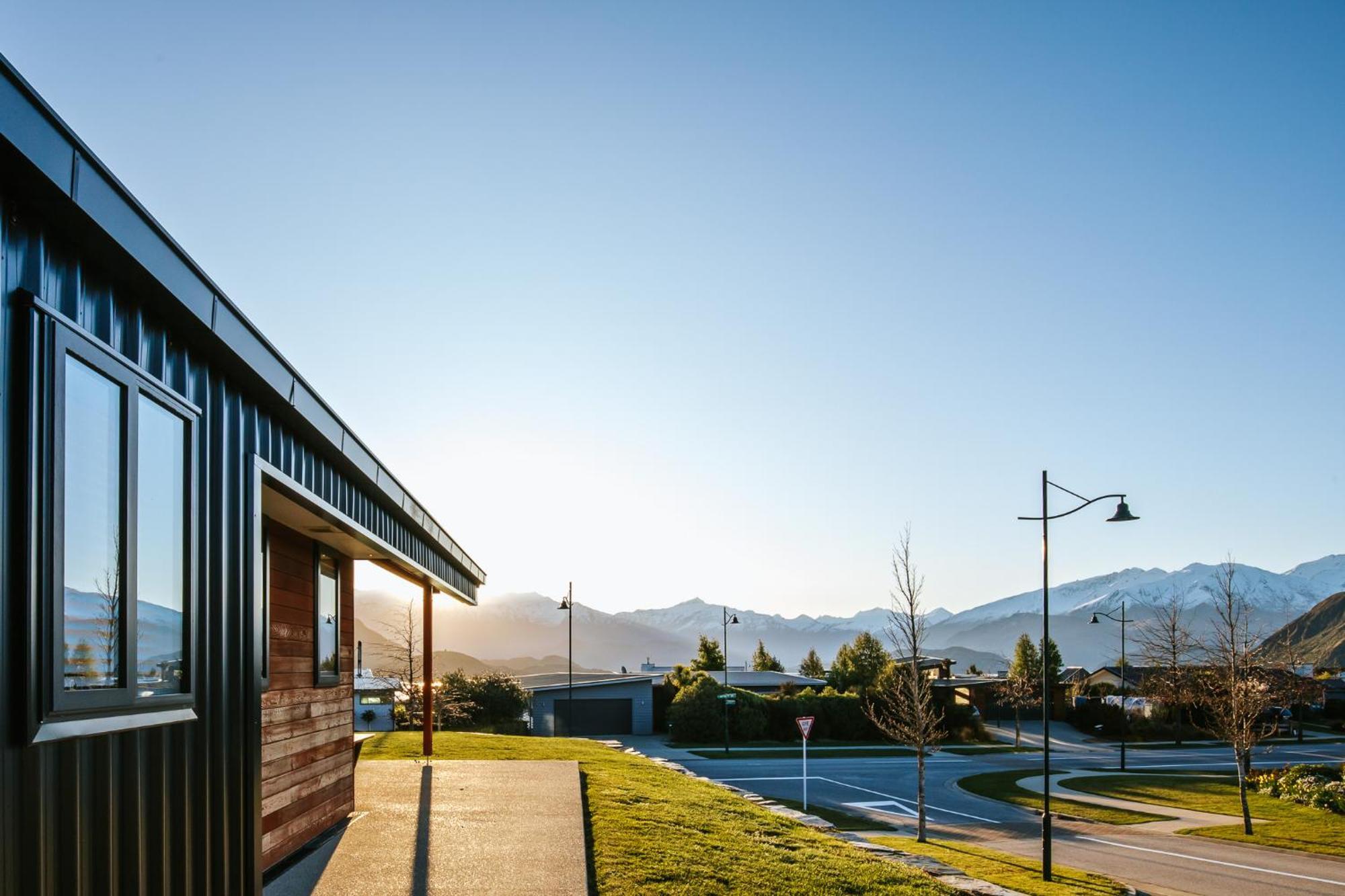 On The Rocks - Sleeps 8 - Family Friendly *
