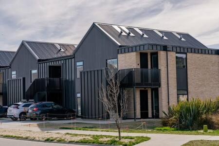 Alps Serenity Retreat - *