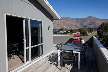 'mount Iron Edge' With Mountain Views