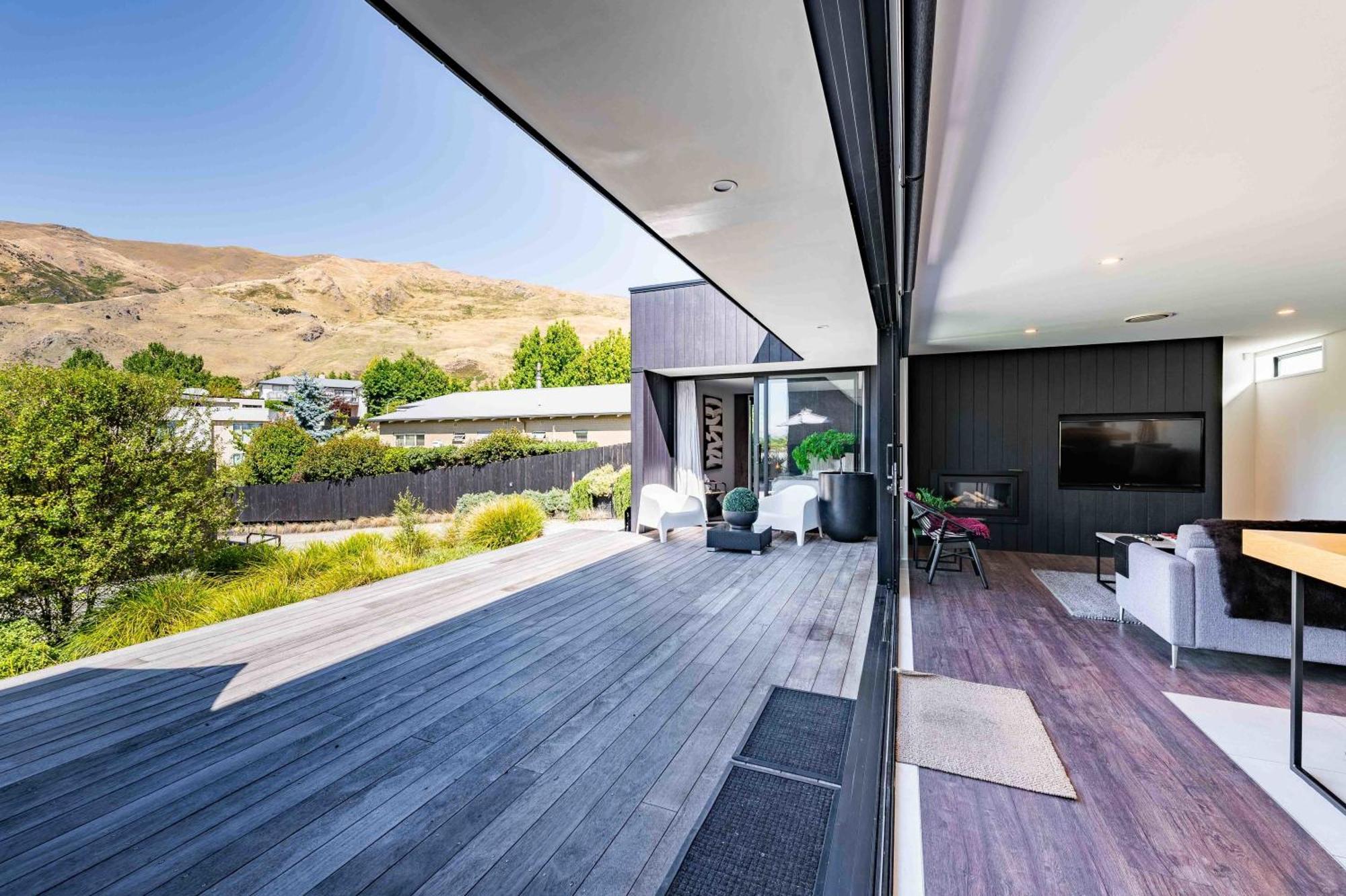 Noir North Retreat Holiday home *