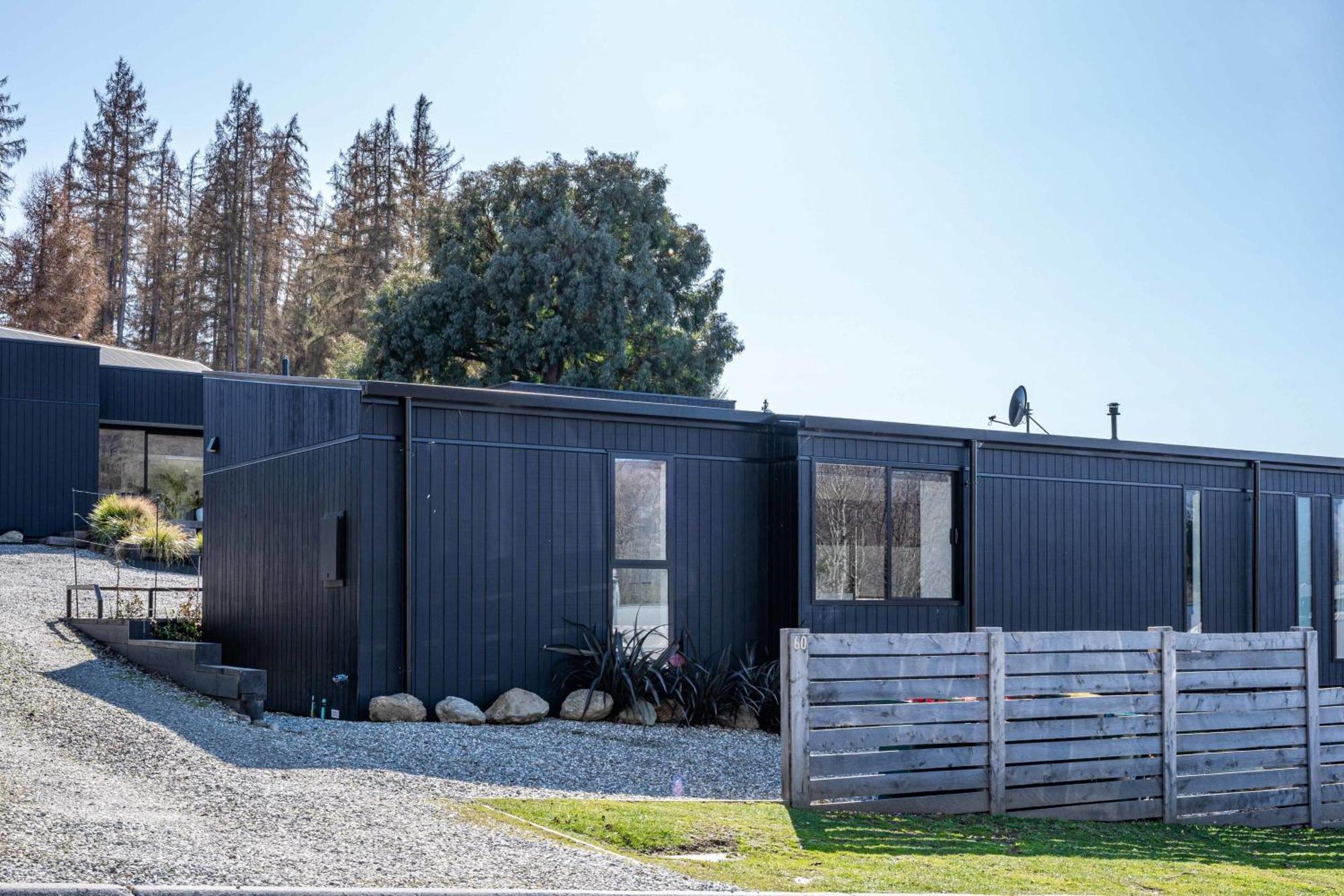 Holiday home Noir South Retreat