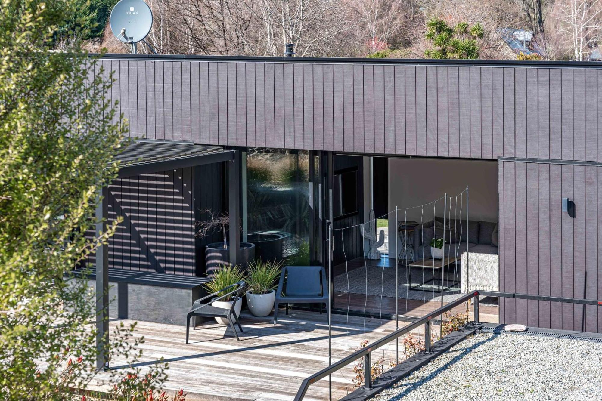 Holiday home Noir South Retreat