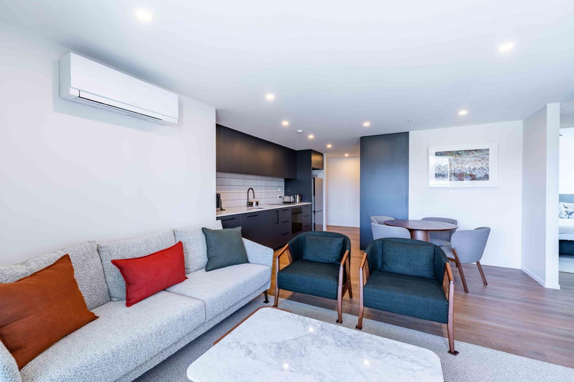 Grandview Apartment *
