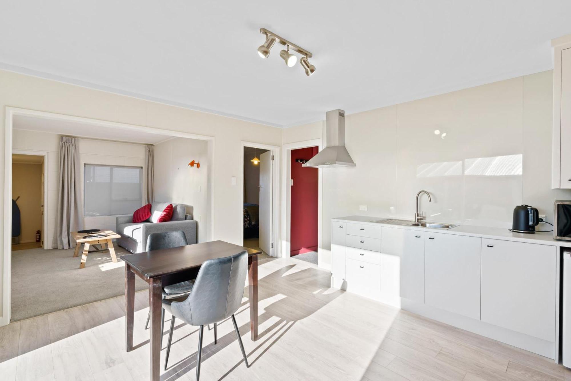 Renovated Classic With Views Holiday home *