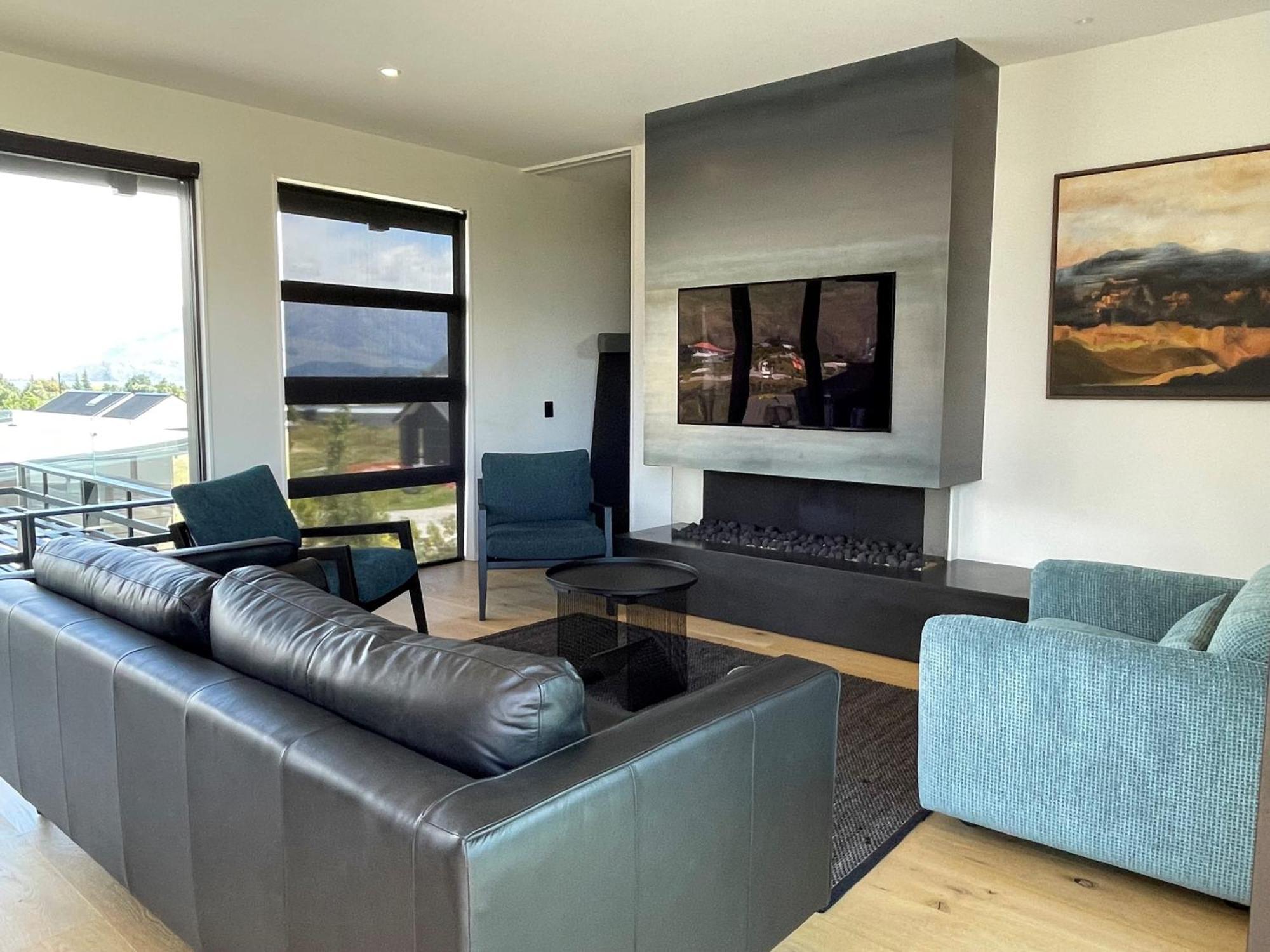 Luxurious And Alpine Views * Wanaka