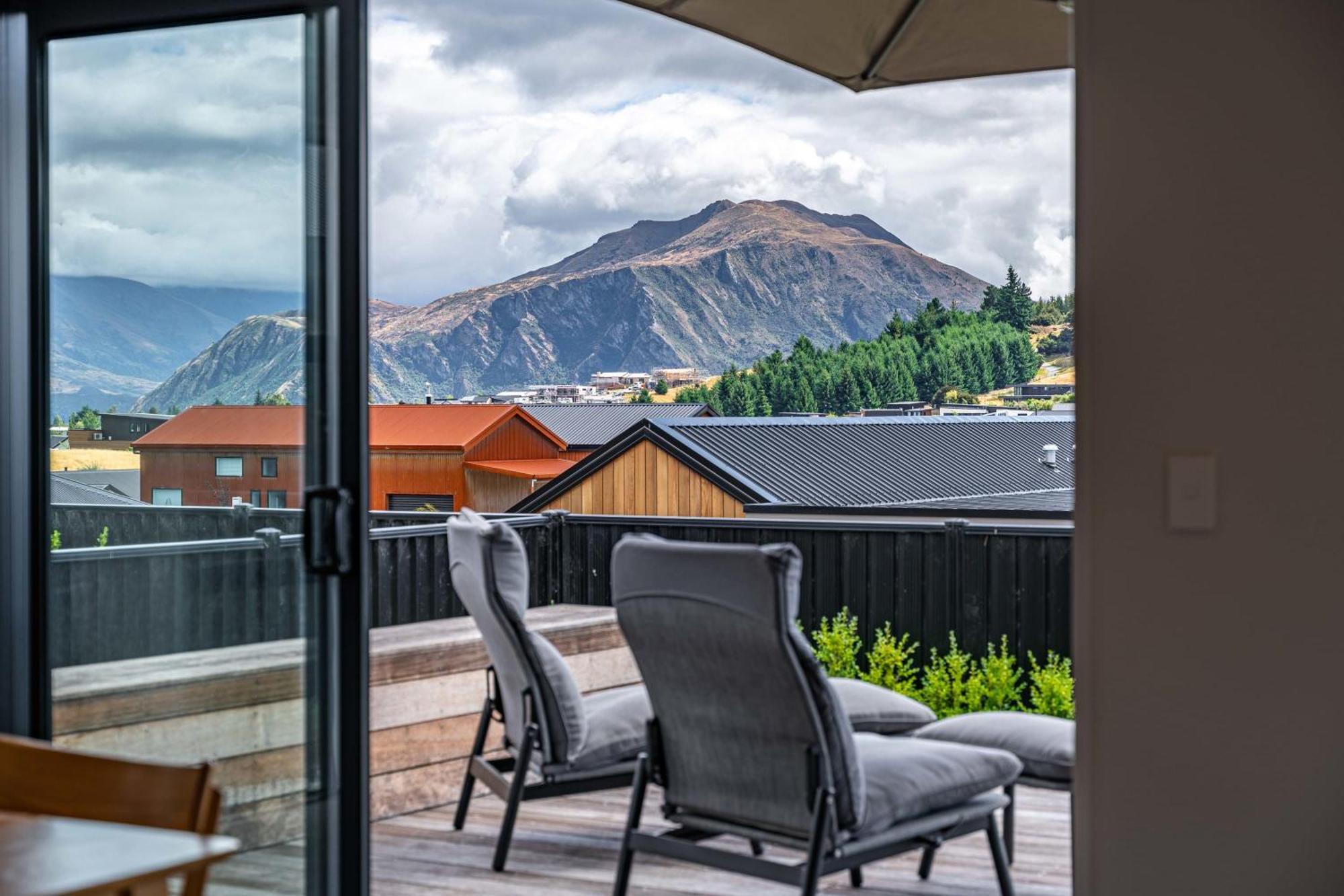 The Heights Vista Retreat Holiday home Wanaka