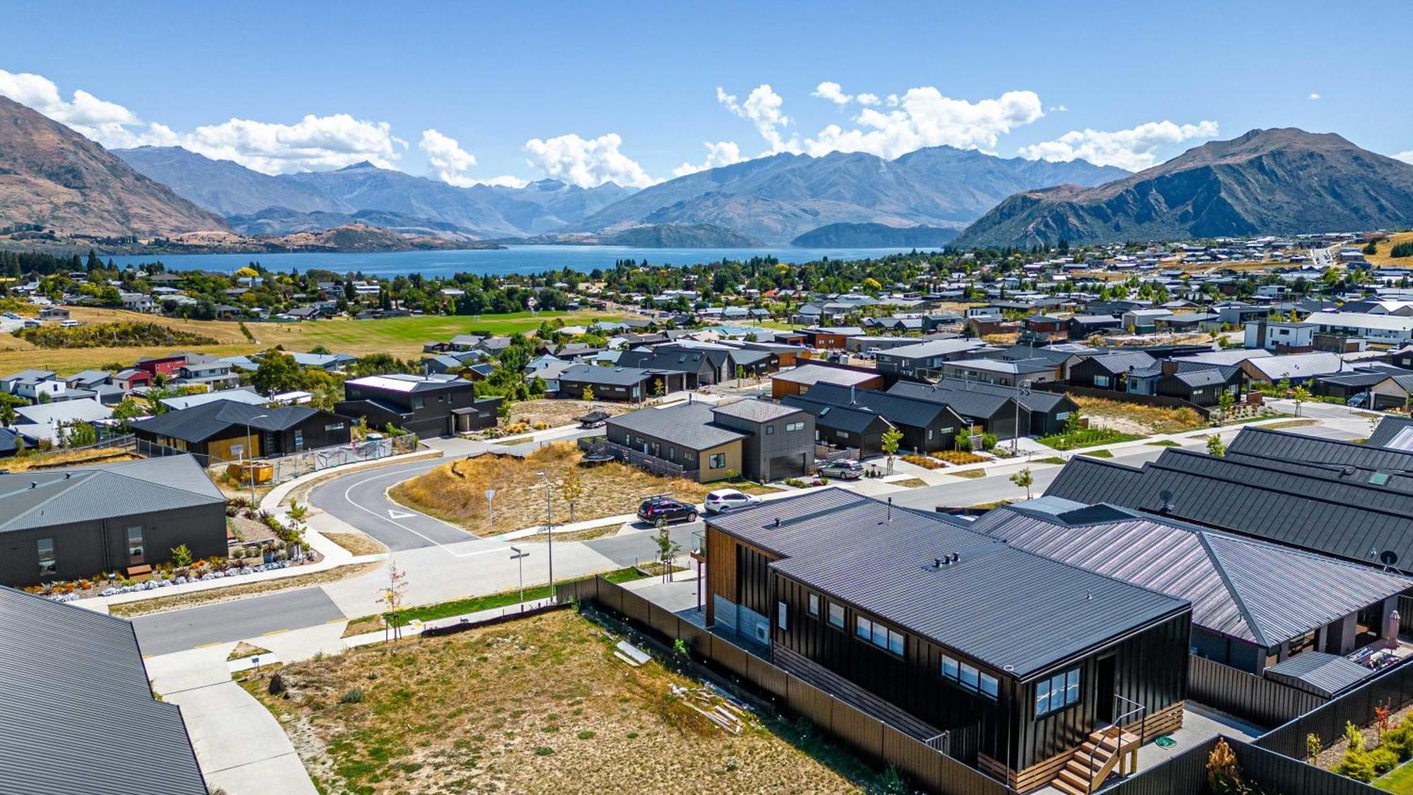 Stylish Panoramic Mountain And Views Holiday home *