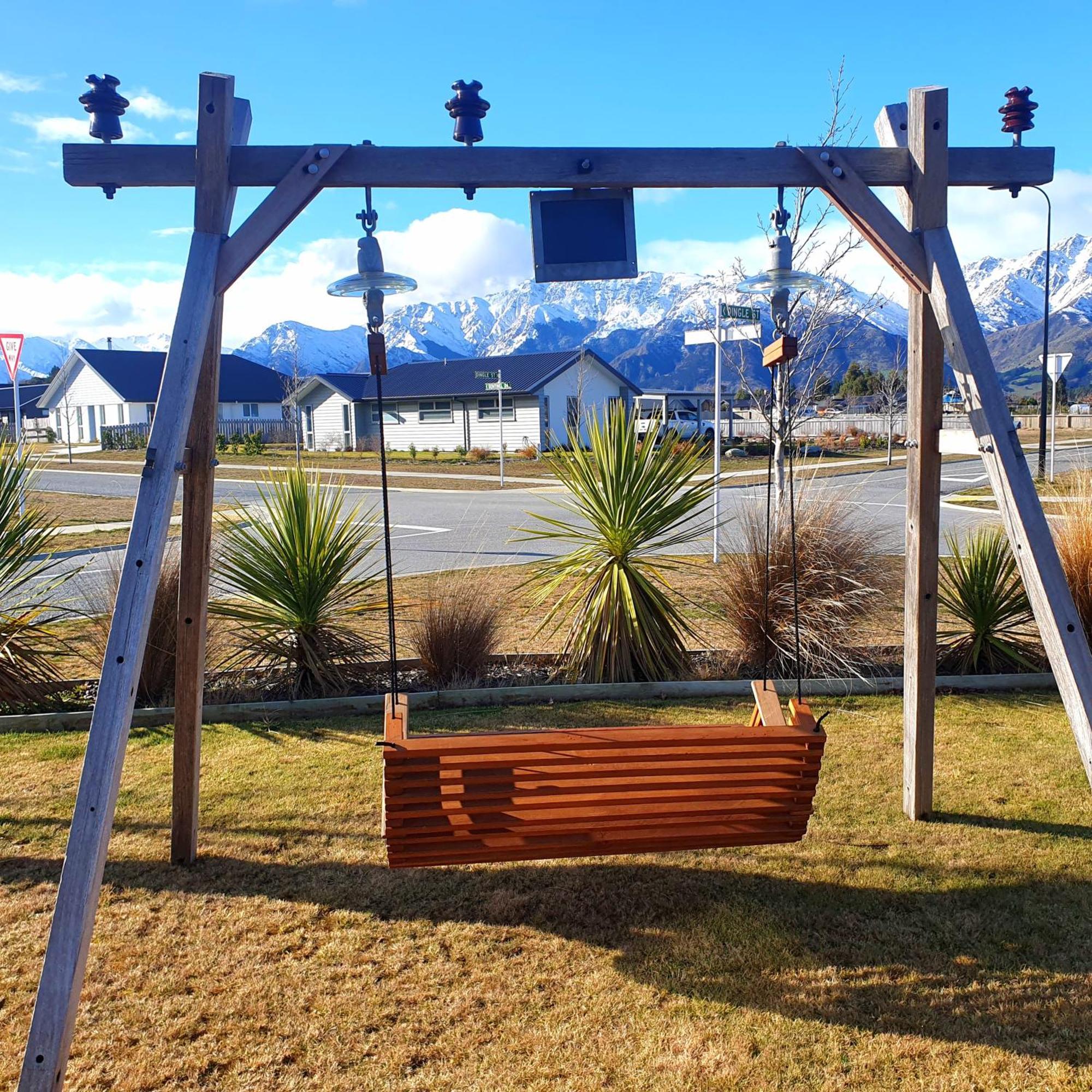 Holiday home Hawea Heaven: Superking Beds + Hot Tub + Mountain *