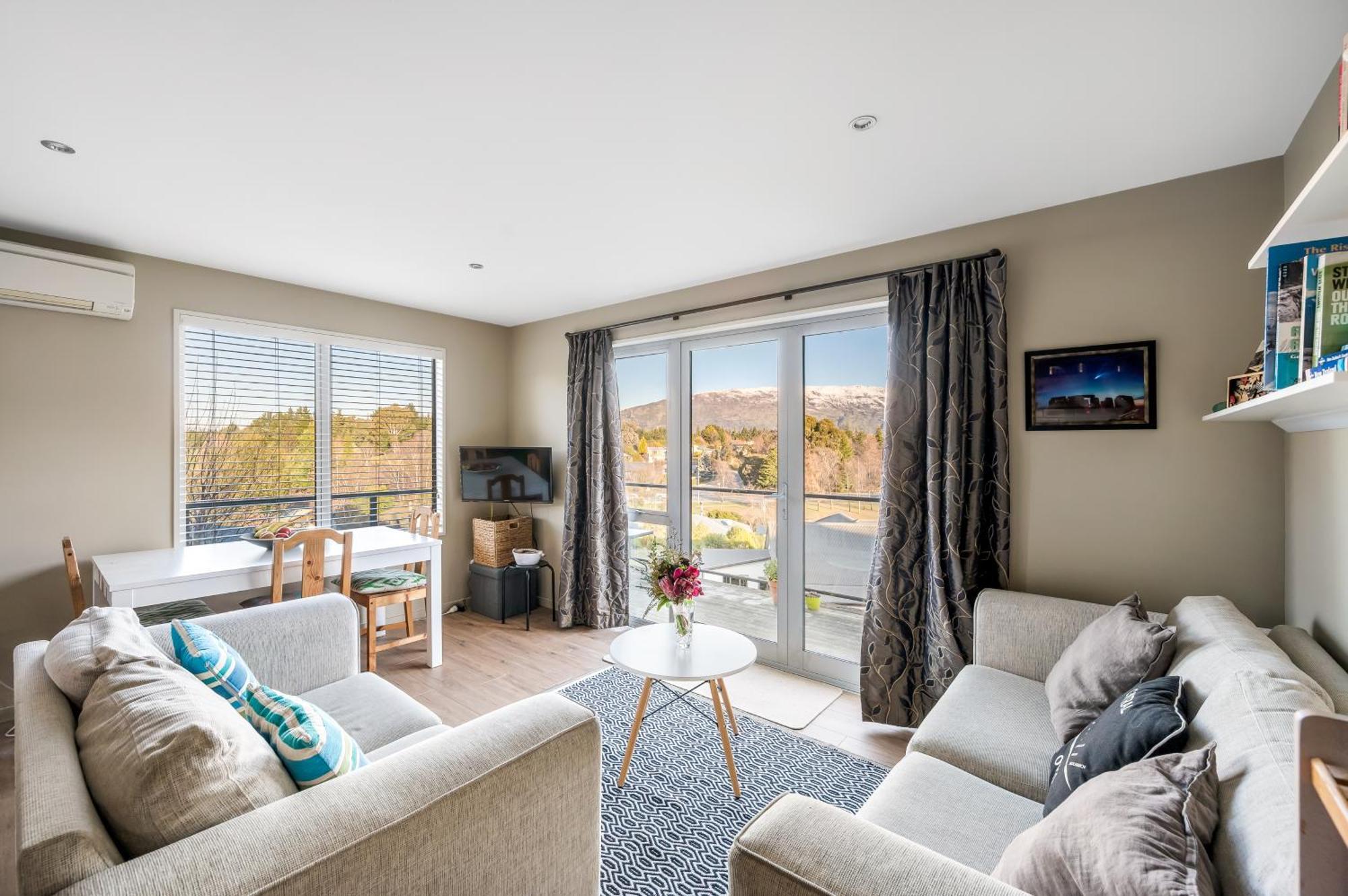Apartment Criffel Garden Wanaka