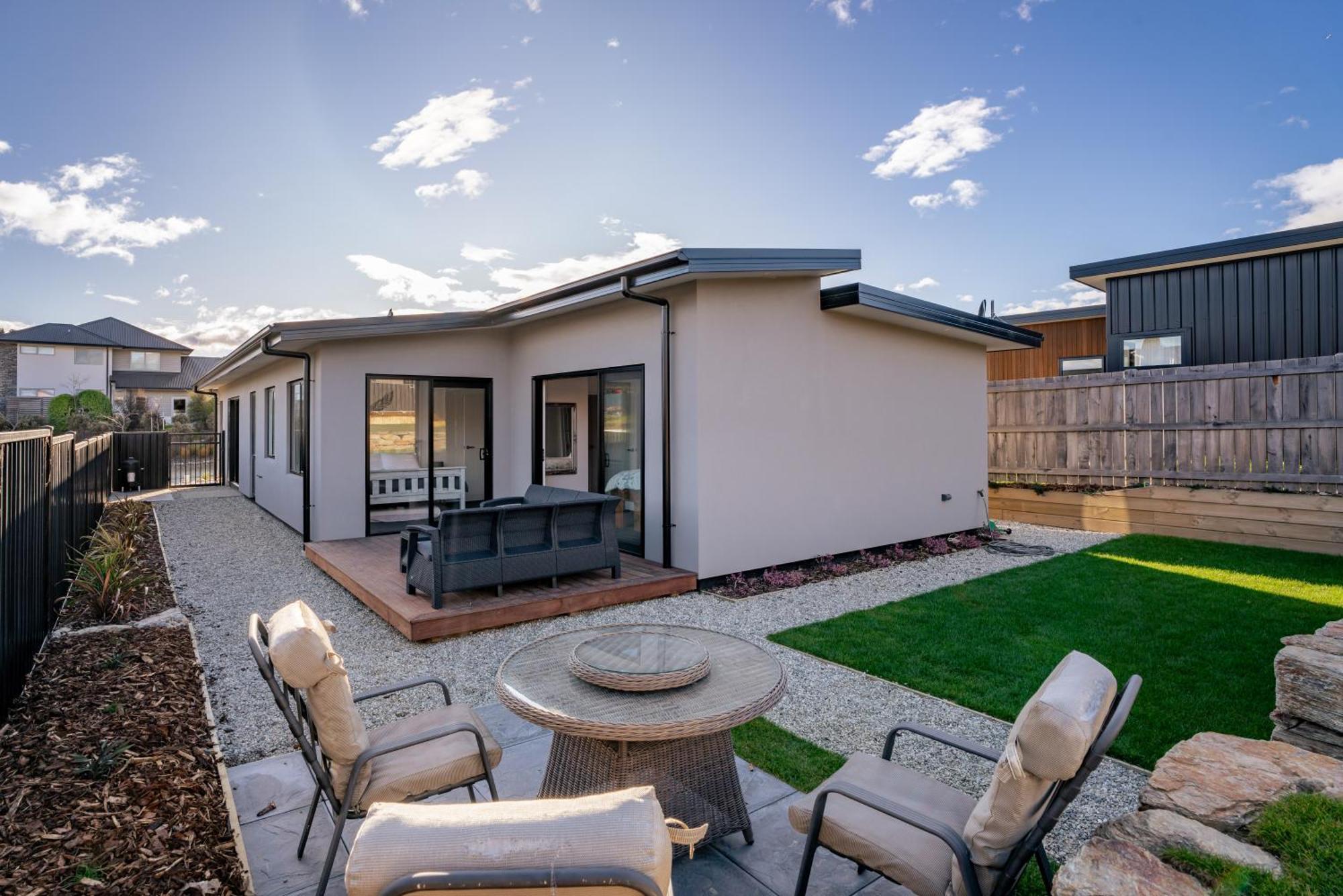 Holiday home Paradise Point - *