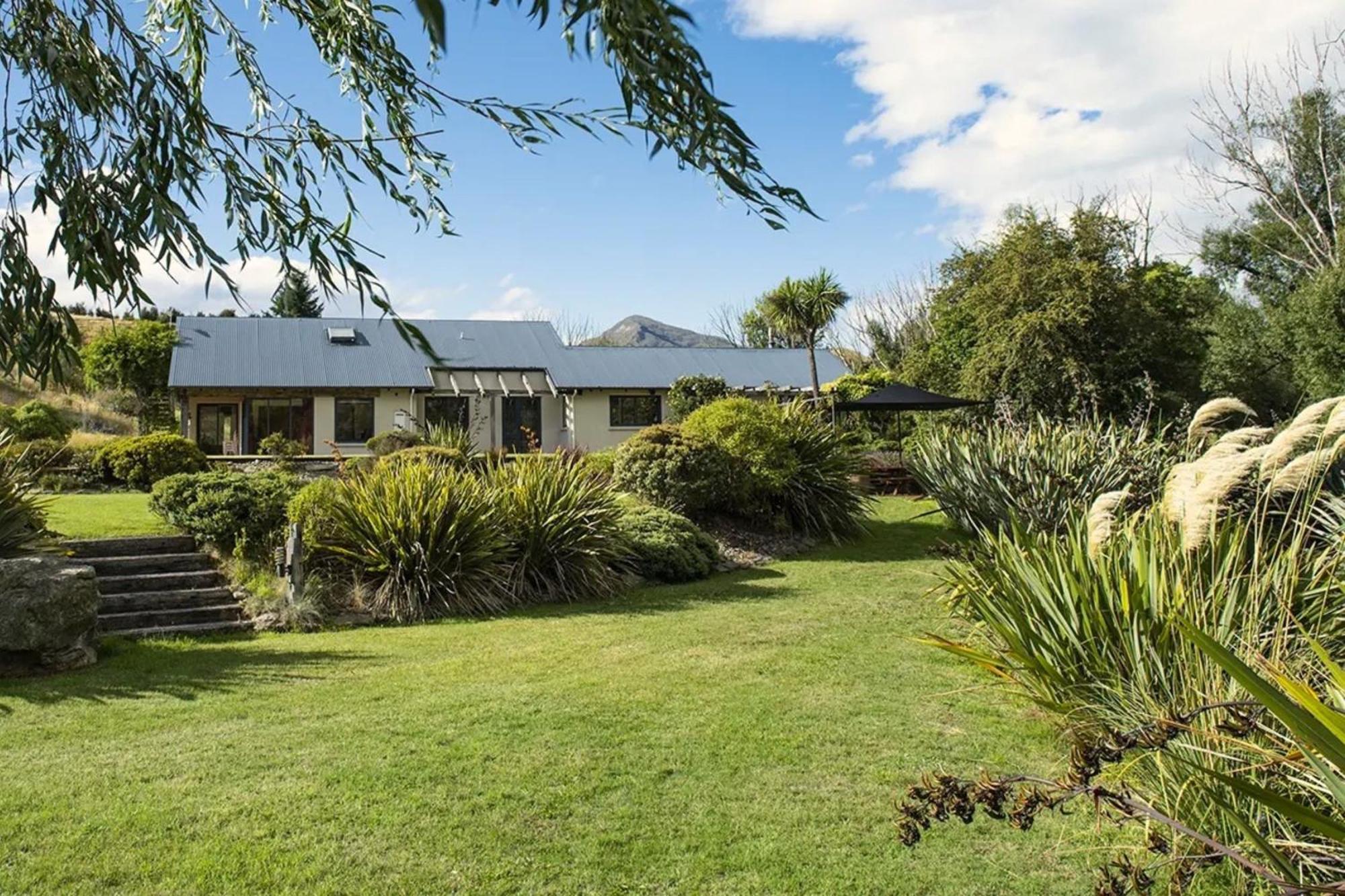The River House * Wanaka