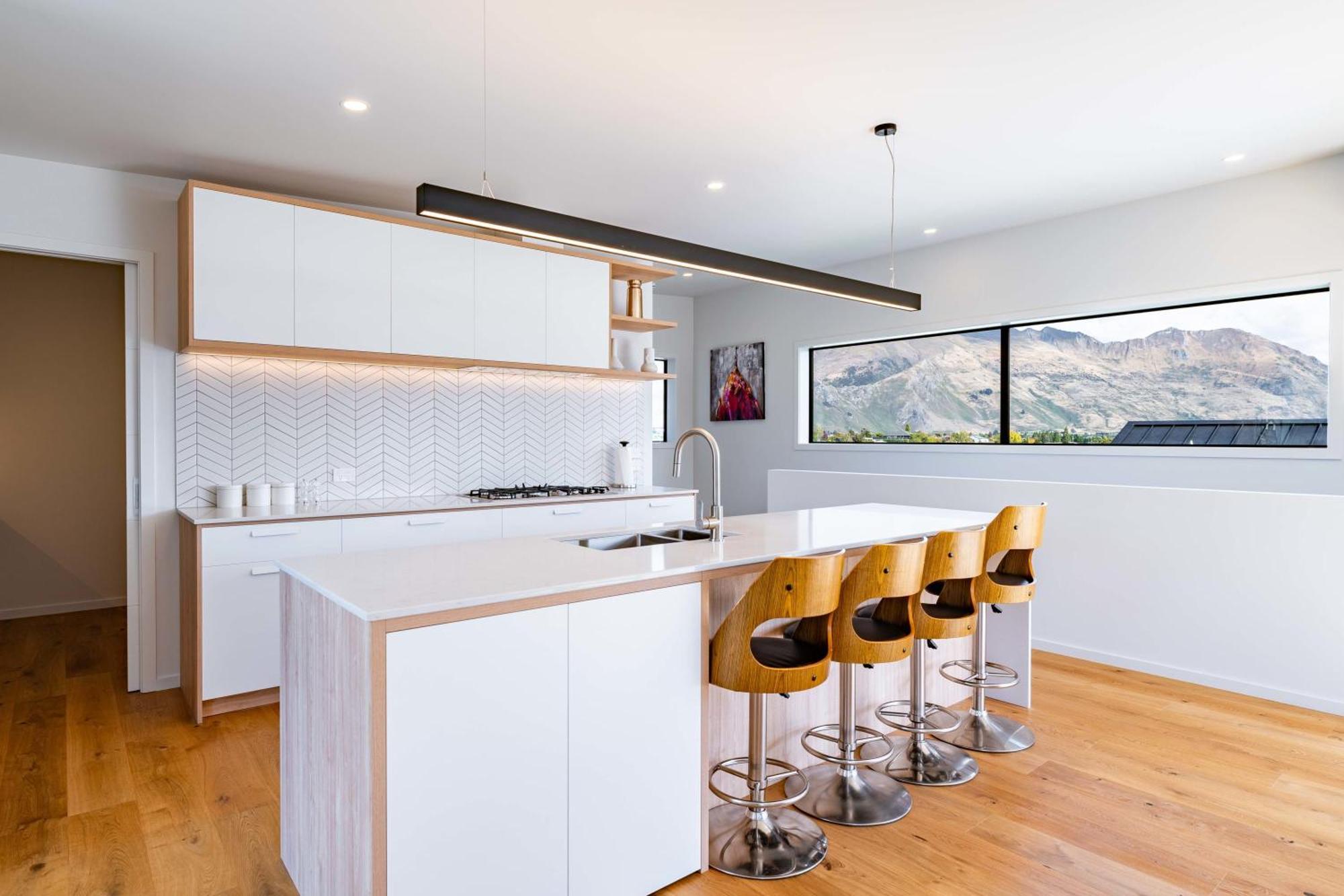 Grand Alpine Vista Escape Holiday home *