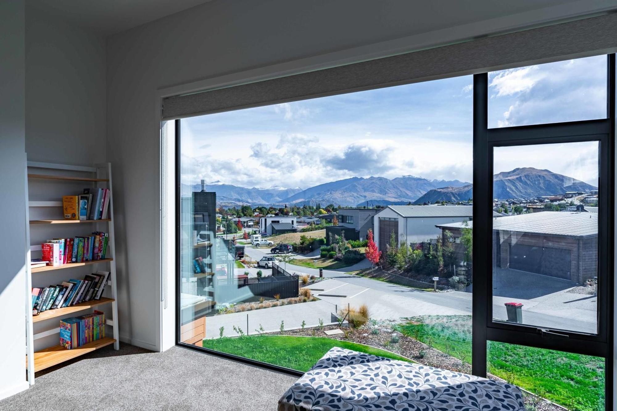 Grand Alpine Vista Escape Holiday home Wanaka
