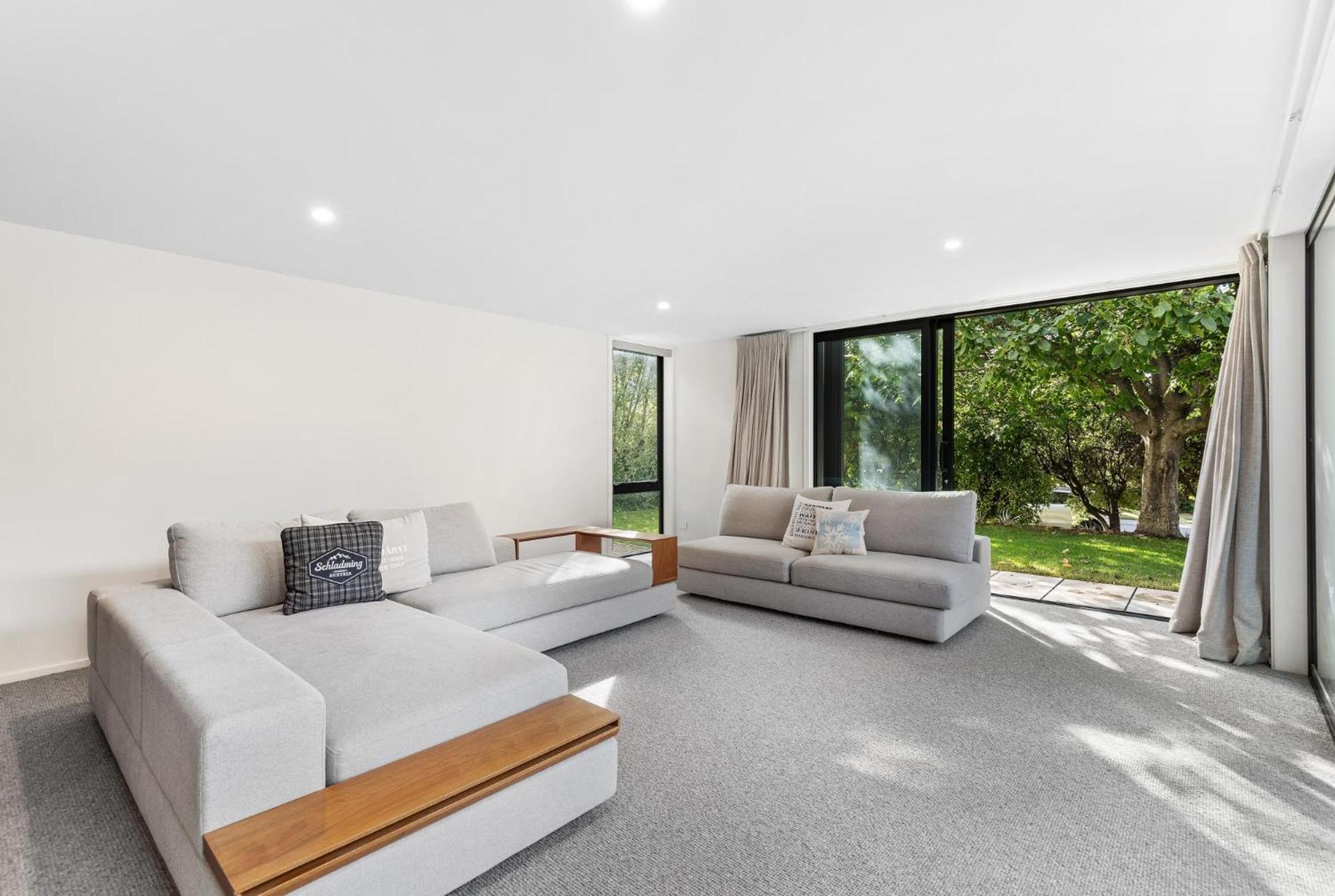 Holiday home Walnut *