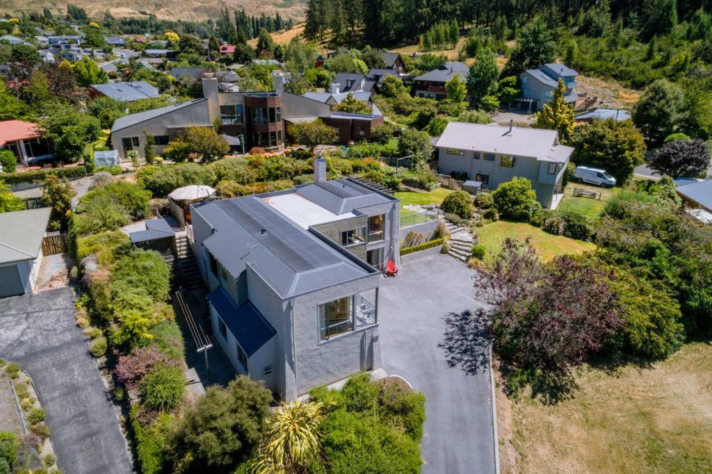 Sargood Splendour - Holiday home Wanaka