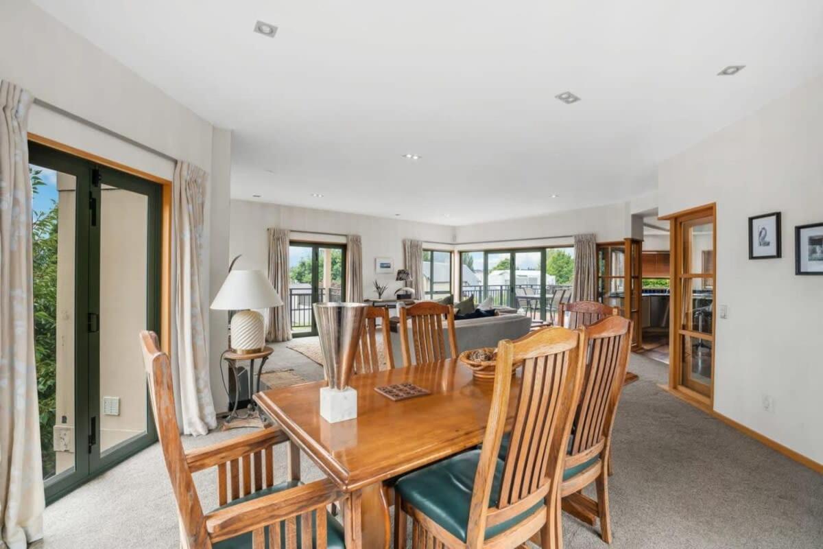 Holiday home Lake View