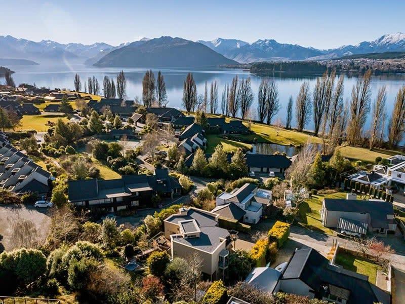 Lake View Holiday home