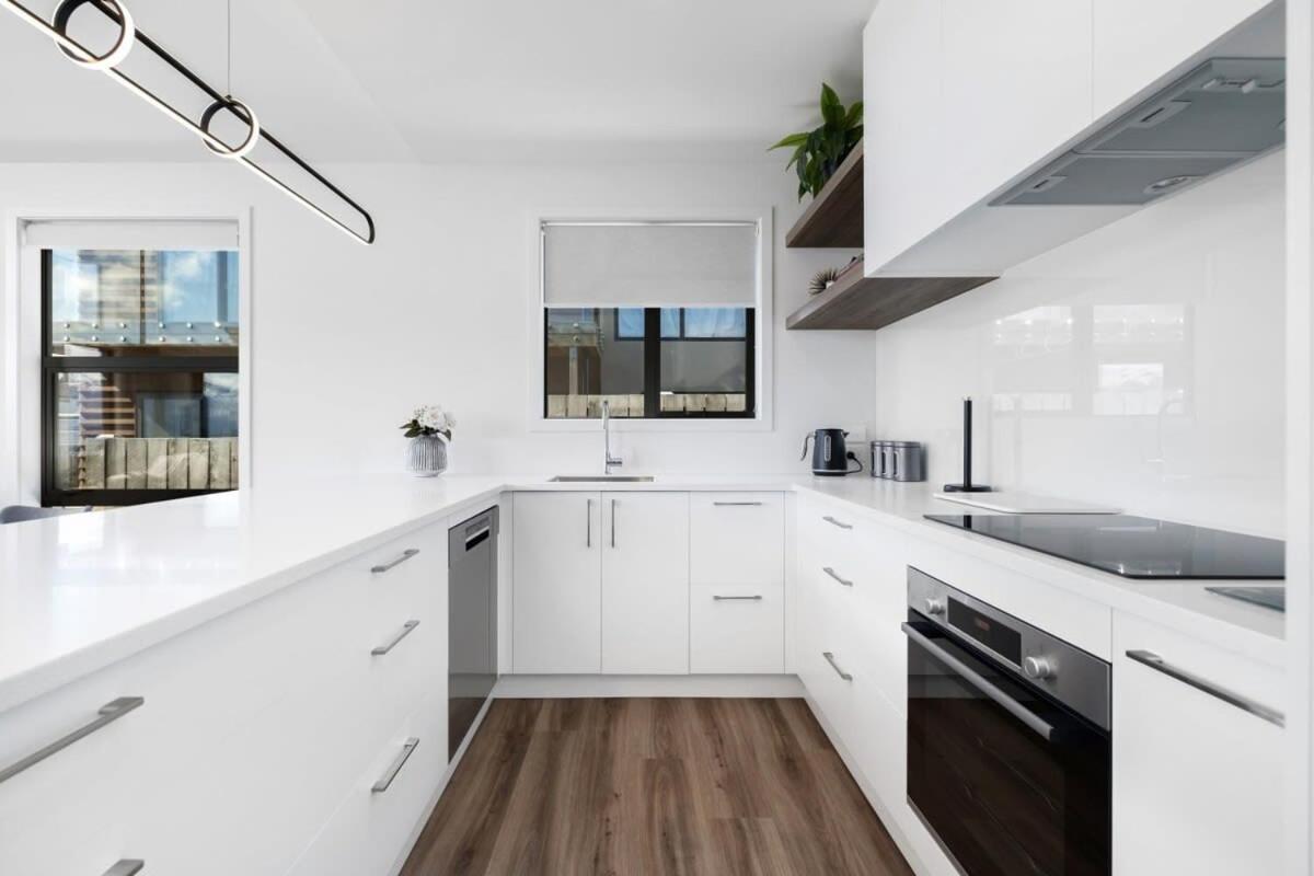Holiday home Views From The Heights