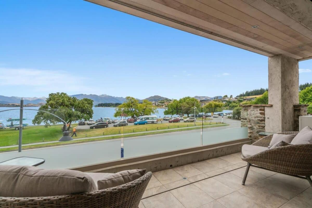 Apartment Luxury Lakeview On Ardmore With Sauna