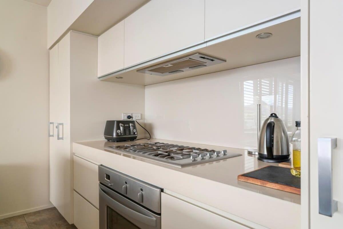 Luxury Lakeview On Ardmore With Sauna Wanaka