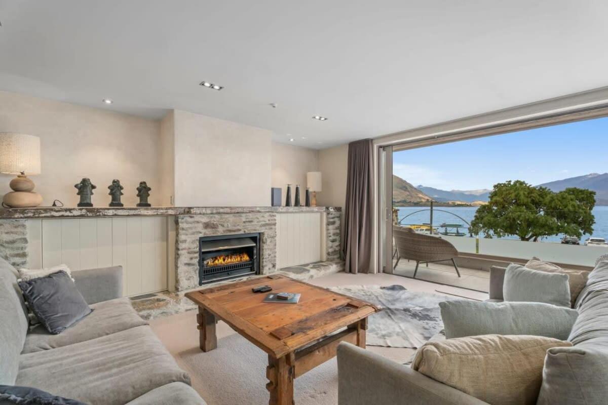 Apartment Luxury Lakeview On Ardmore With Sauna