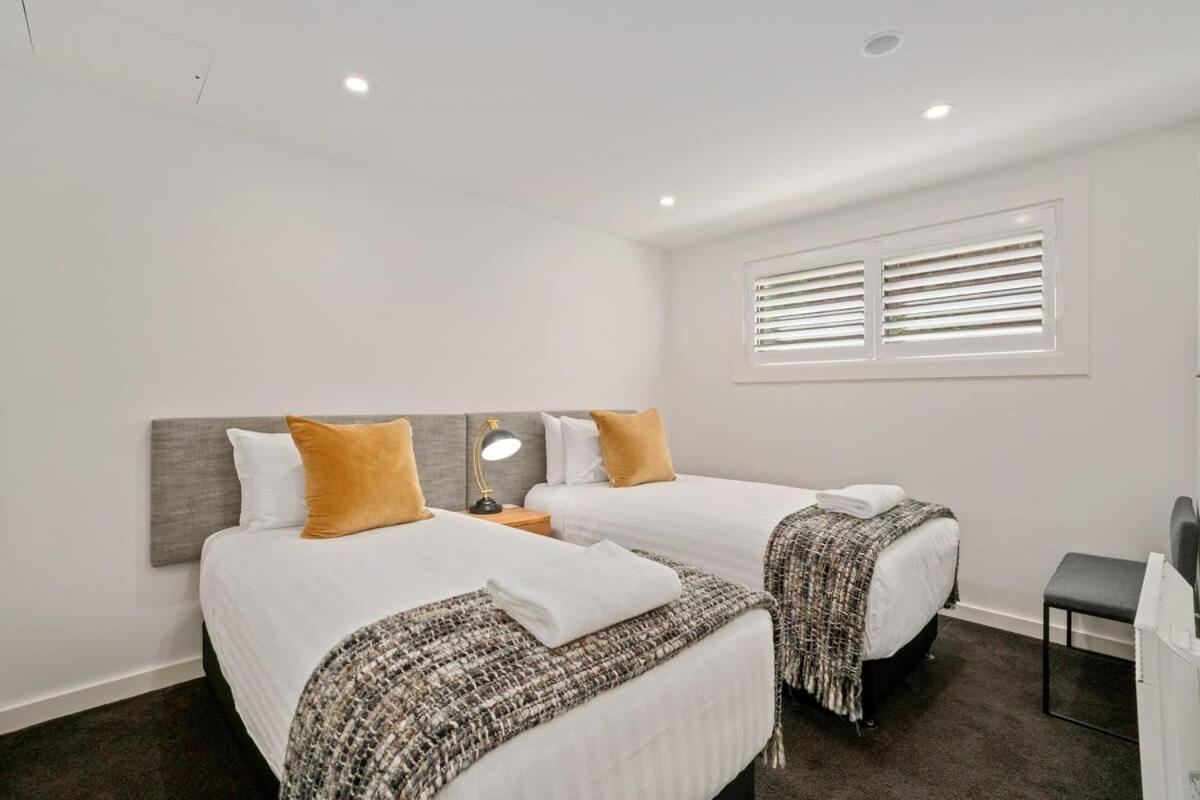 Apartment Lakefront Premier - 3 Bedroom Wanaka