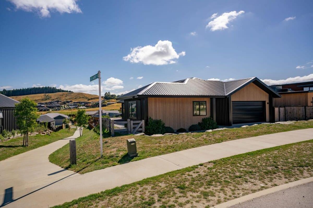 Holiday home Views On Farrant *