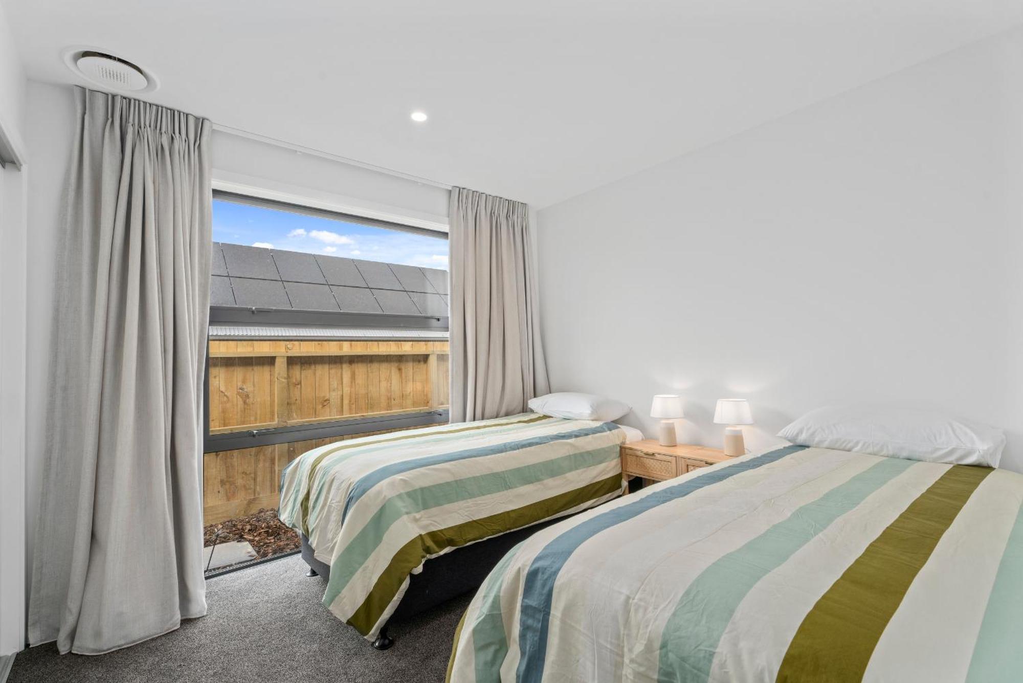 Scenic Riverslea - Holiday home Wanaka
