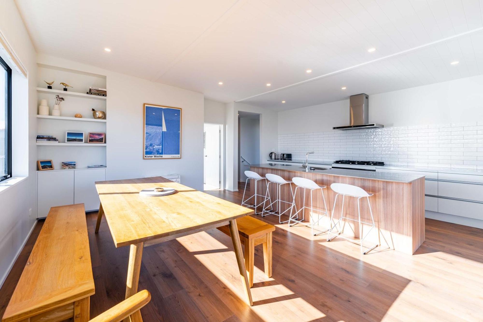 Holiday home Stylish Panoramic Mountain And Views Wanaka