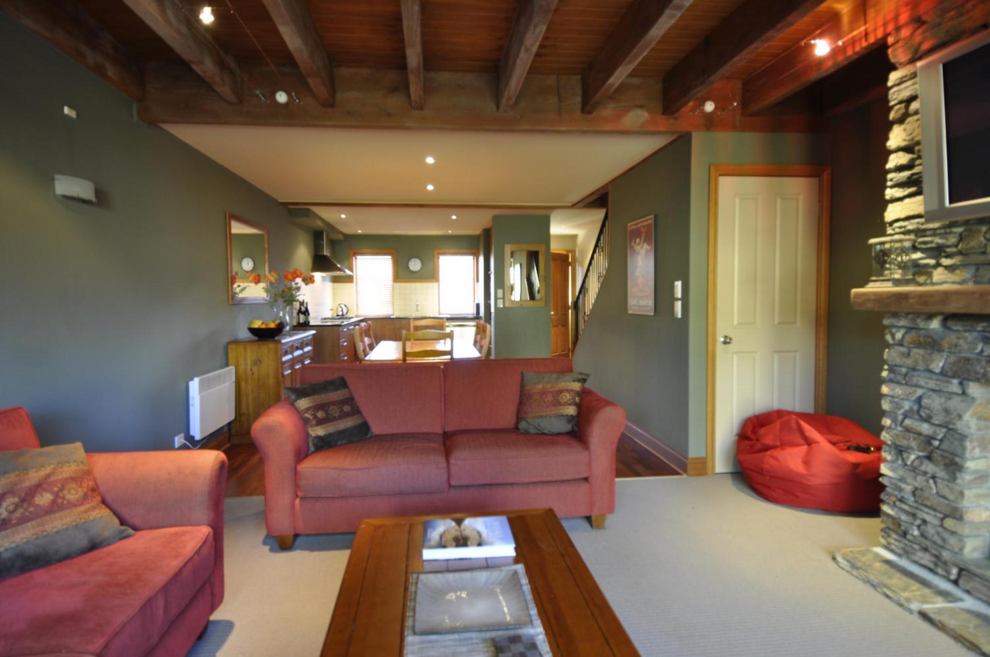 Apartment Lansdown