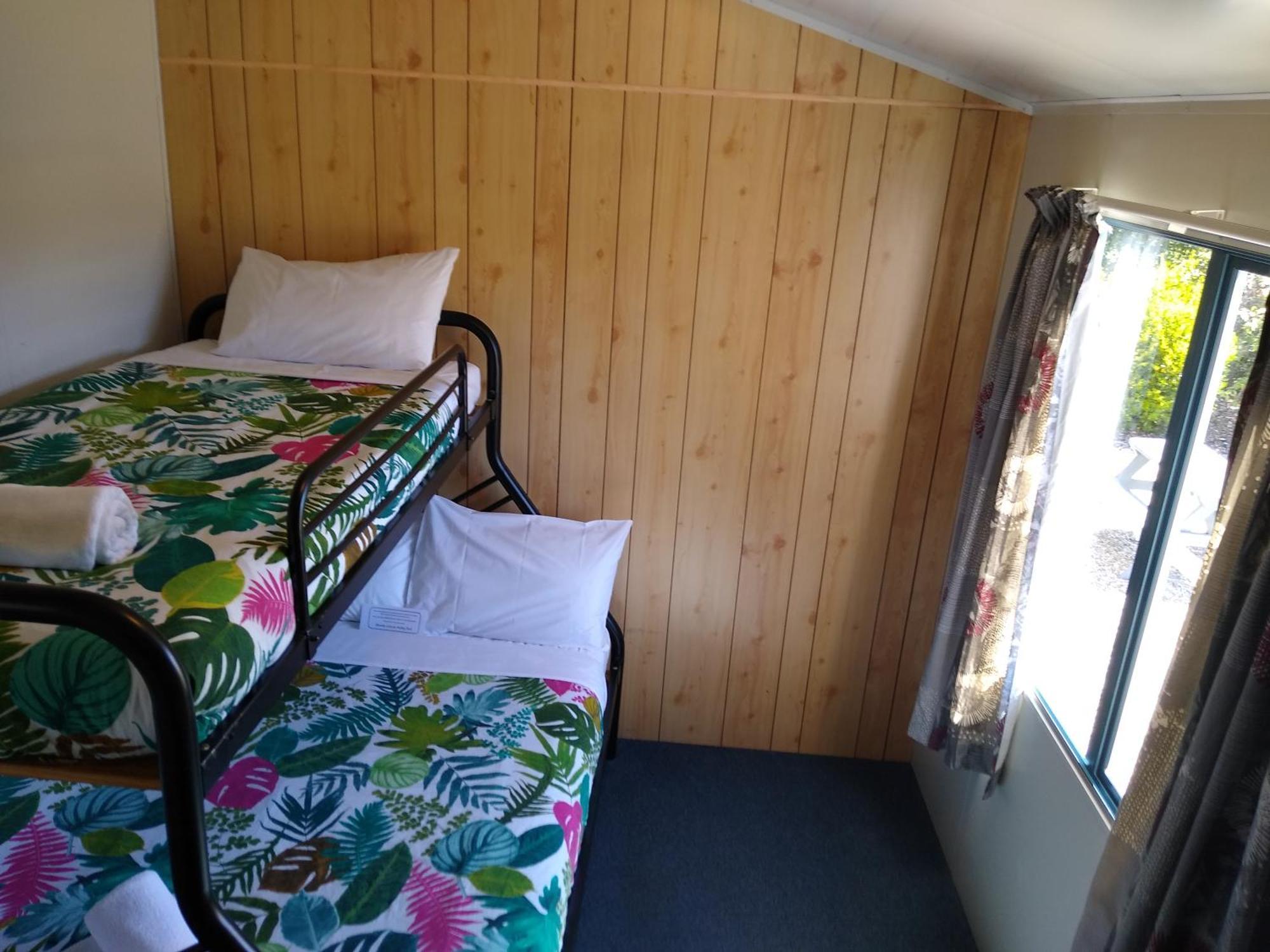 Campsite Hampshire - *