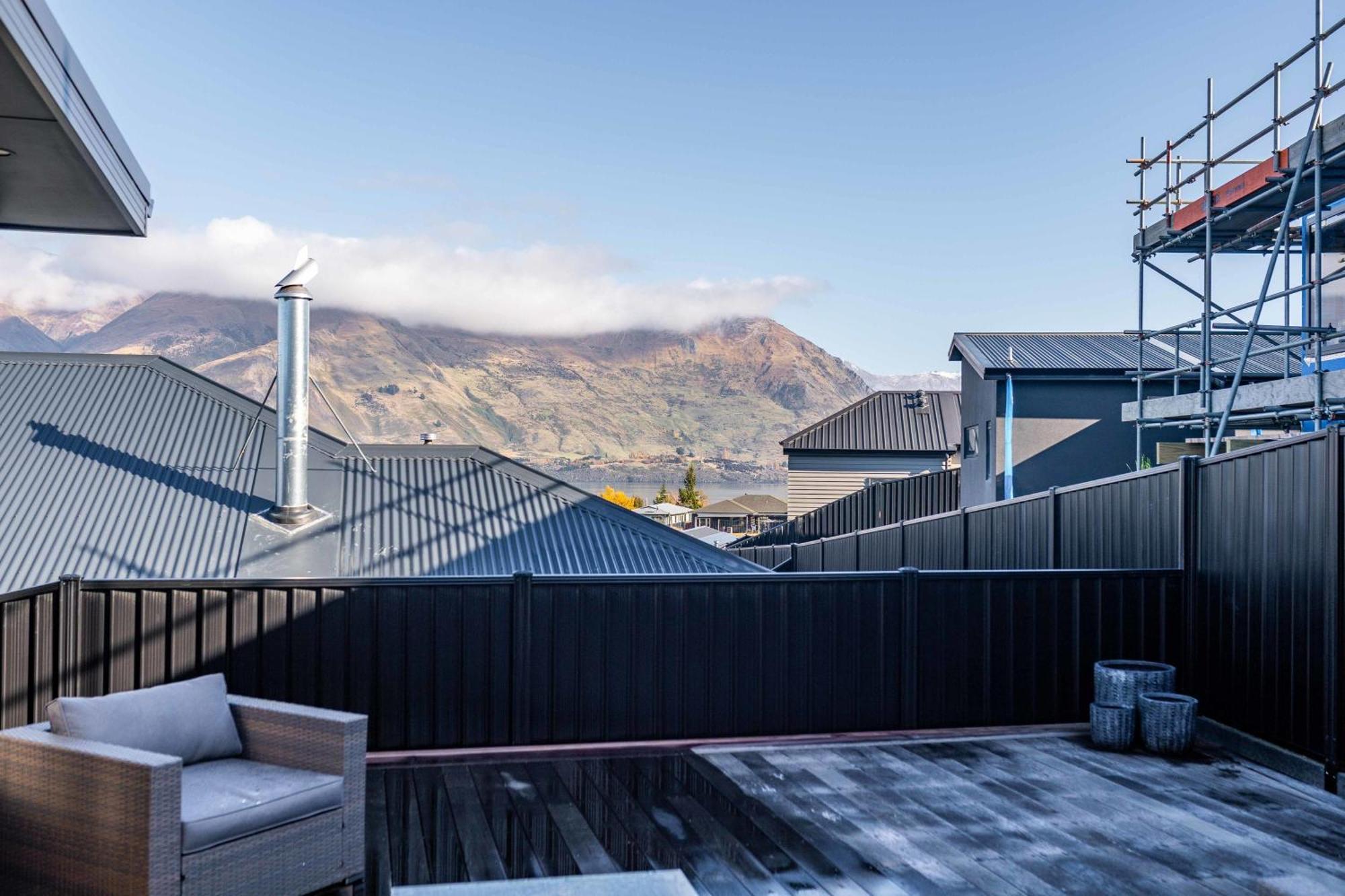 Cosy Kirimoko Escape Holiday home