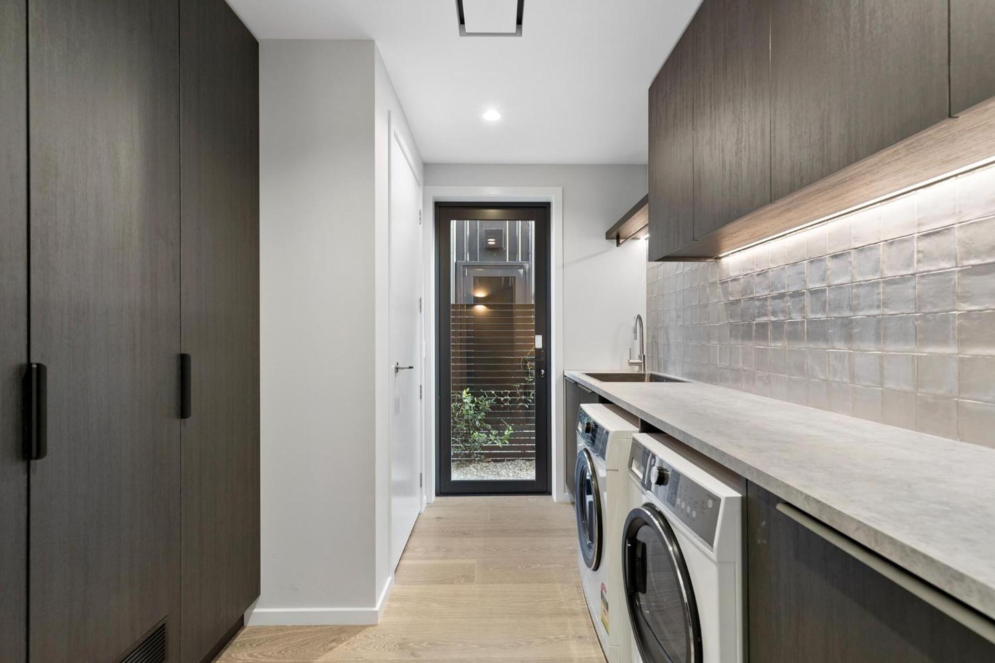 Elegance On Warren