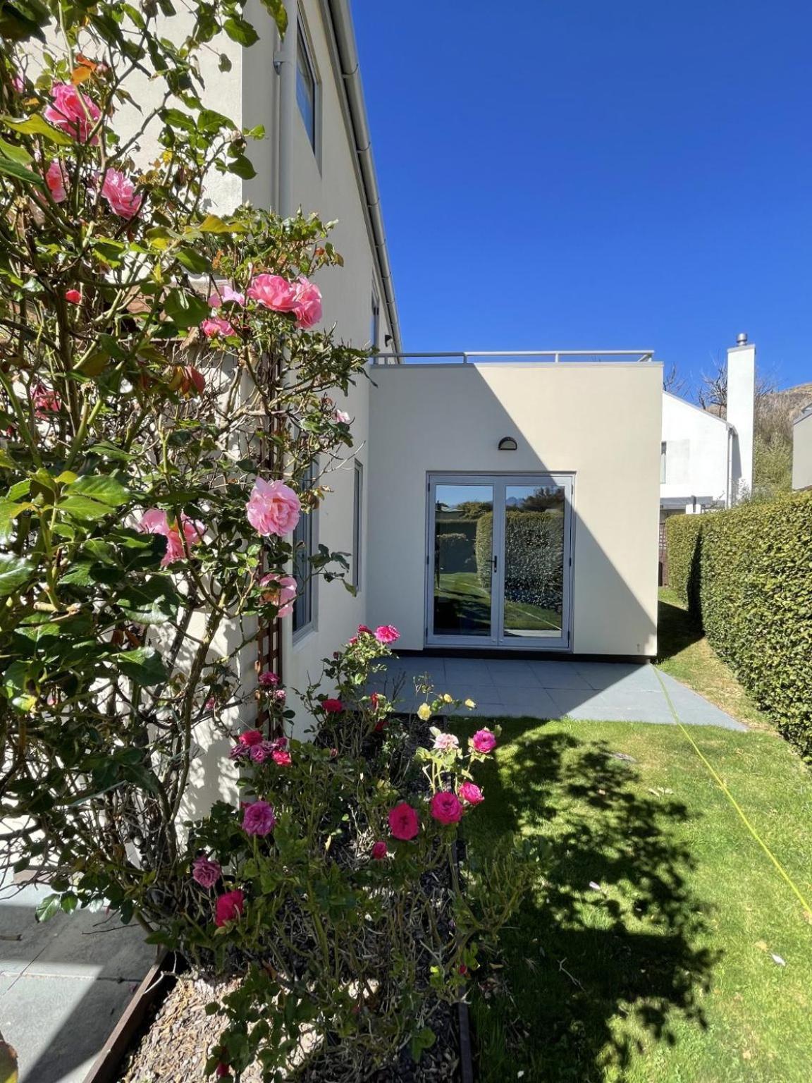 Your Own Townhouse In Wanaka *