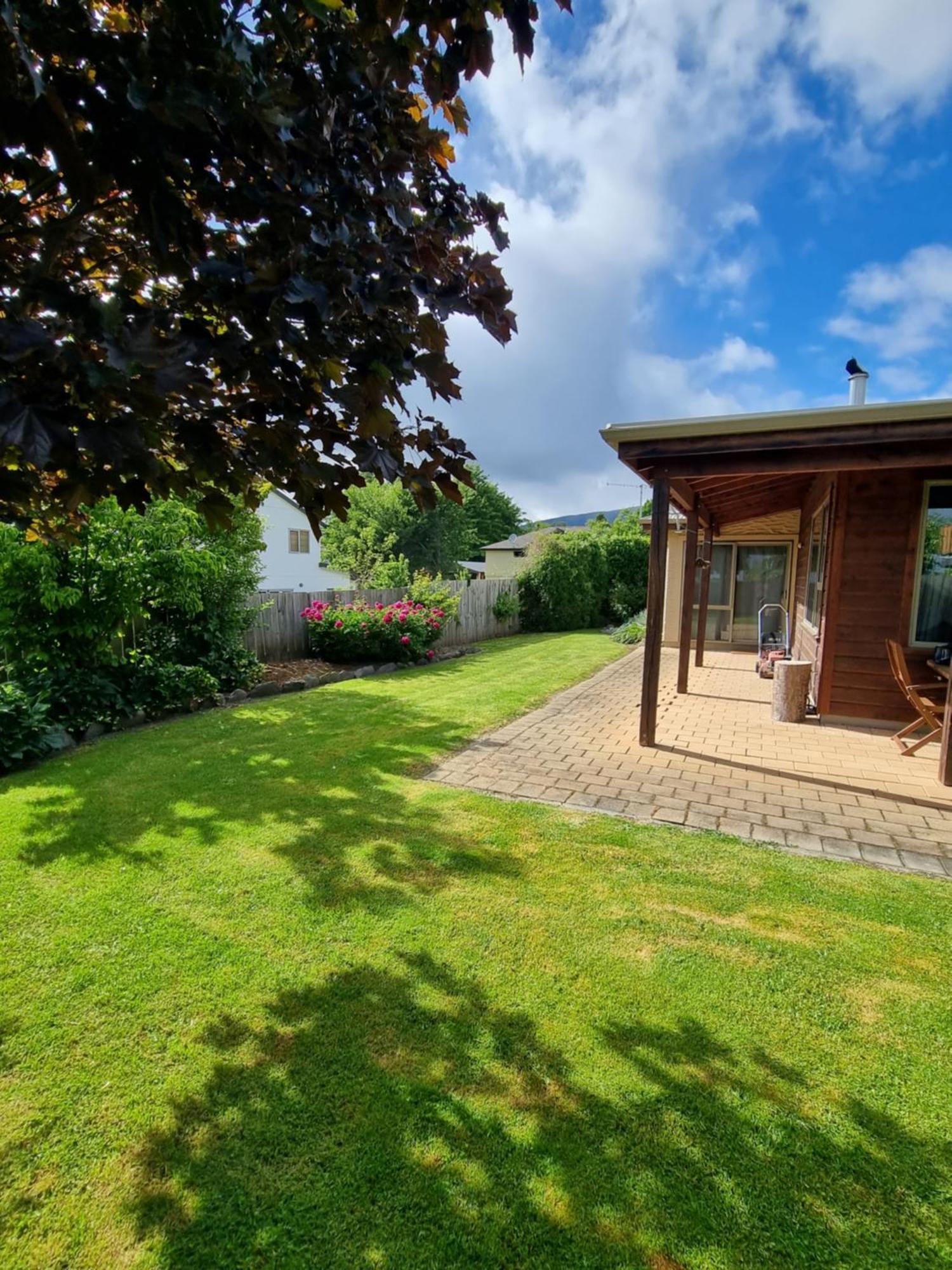 Comfort - That Tree Holiday home