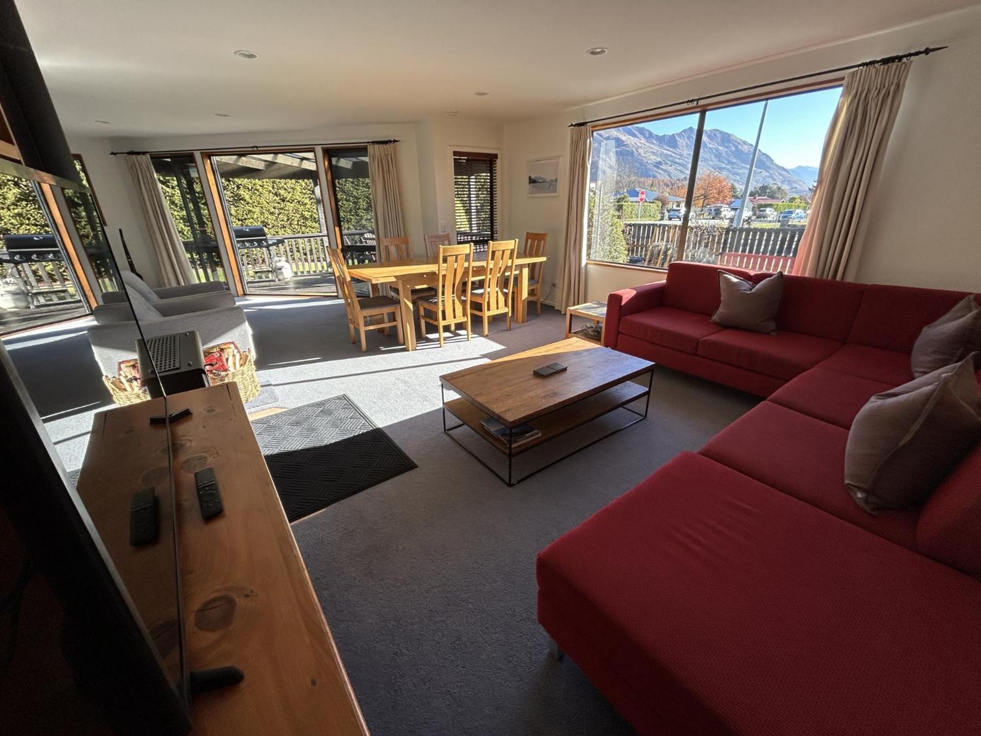 Retreat Close To The Holiday home *