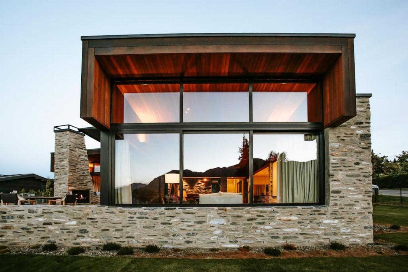 Three Peaks House - Release Wanaka