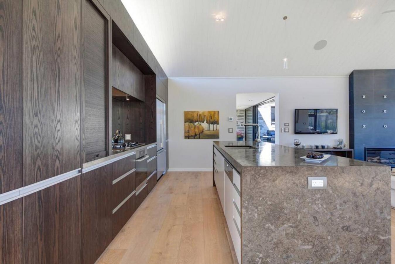 Holiday home Infinity Drive - Hot Tub - Views - Release Nz *